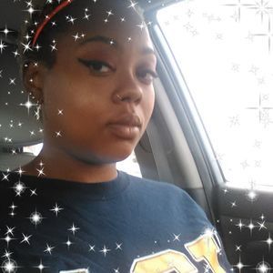 Meet your Posher, Lorena